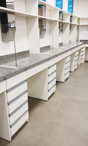 Bancadas Modulares com Gaveteiros