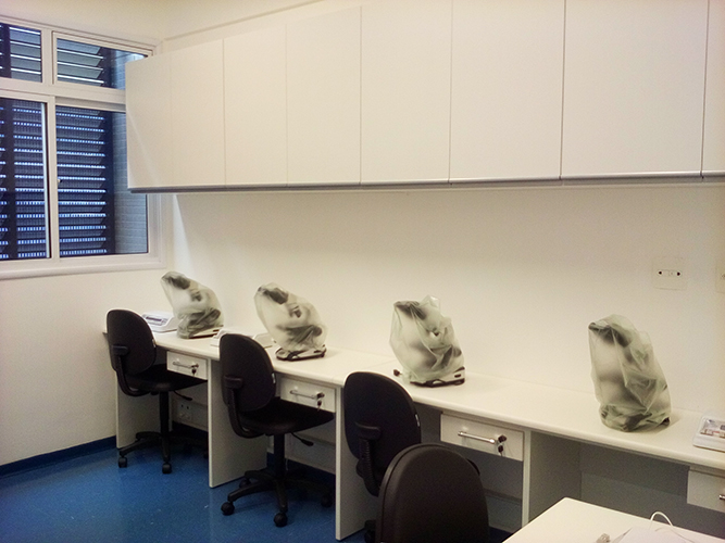 Estações Individuais com Armários