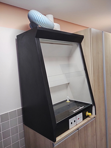 Capela de Exaustão Preta