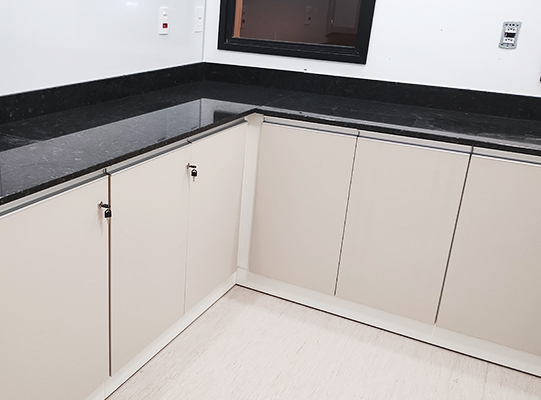 Armários com Fechaduras de Segurança