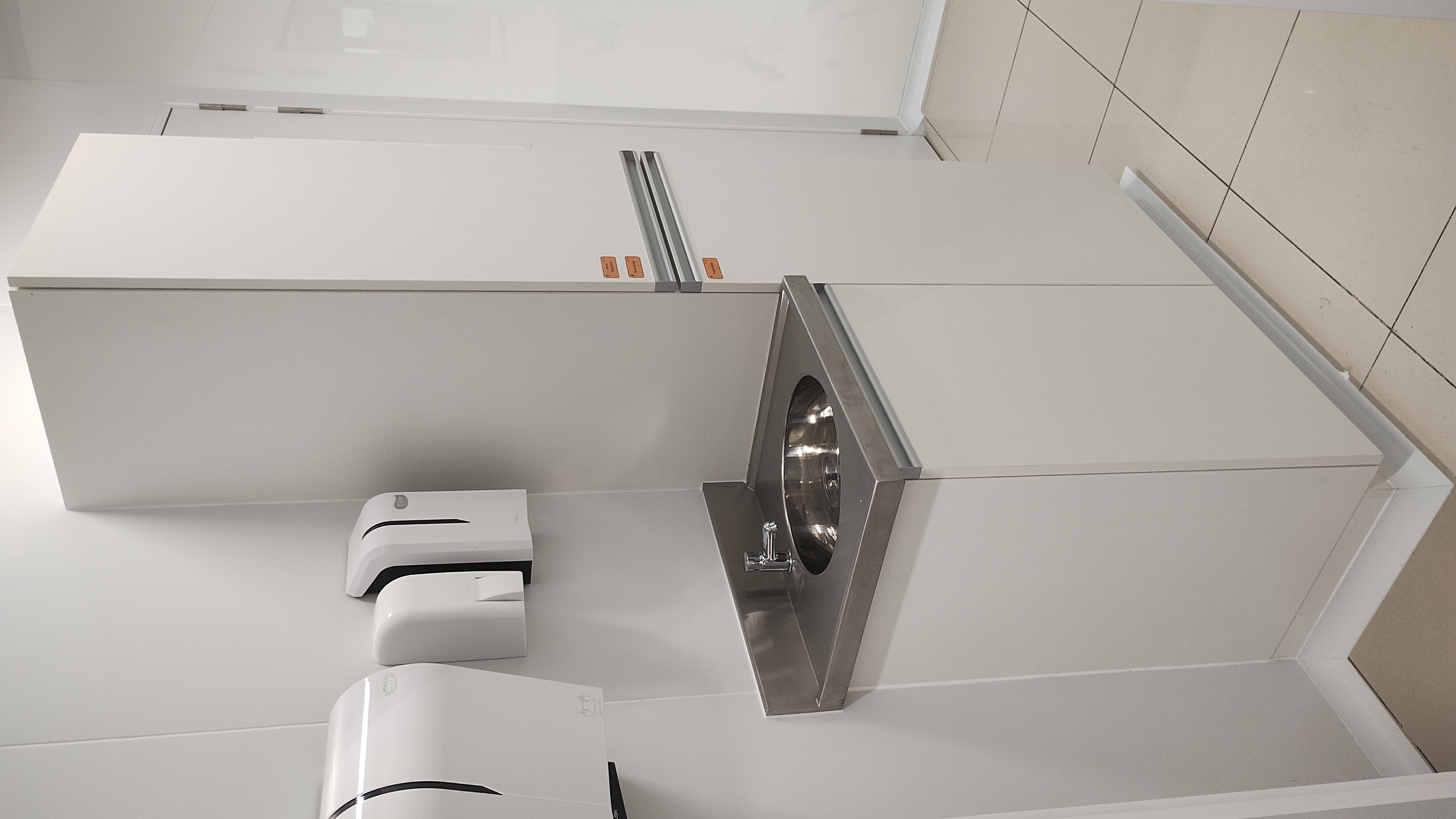 Estação de Higienização com Lavatório